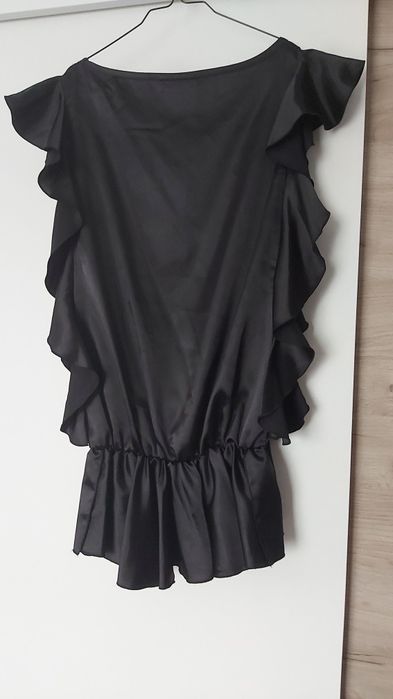 Bluza satin cu volane laterale și la baza inferioara