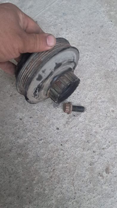 Шкиф коленвала гольф3  1.8