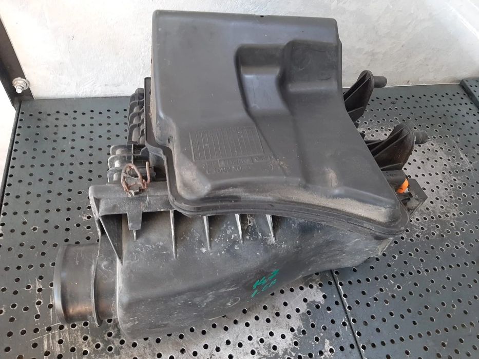 carcasa filtru aer 1.6 b alfa romeo 147  46791175