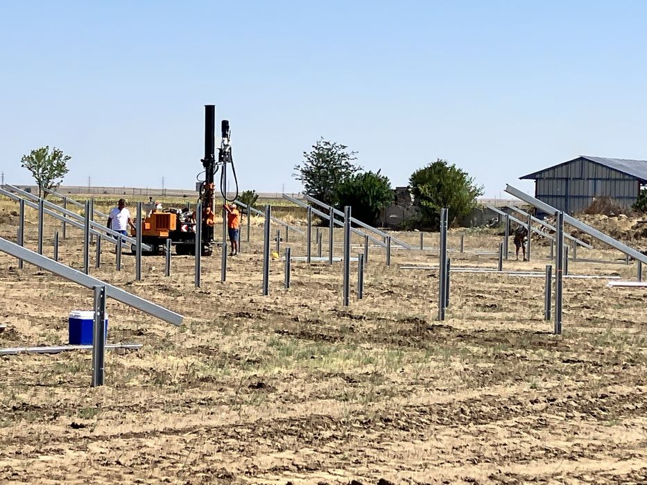 Inchiriem sonete/ batipal pentru batut stâlpi