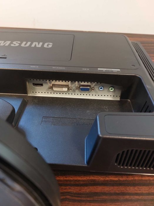 Монитор Samsung SyncMaster 2494HS