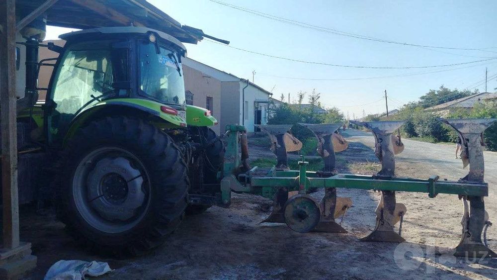 Zoomlion RS1604 traktori sotiladi.