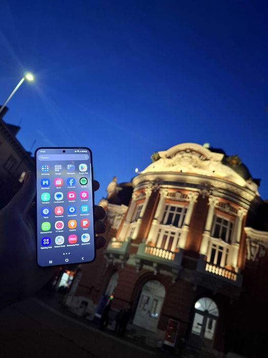 Цена по Договаряне Samsung S24 256GB Good Onyx Black