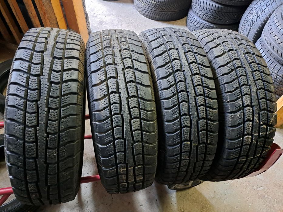 4 anvelope 225/75 R16 Cooper Discoverer profil 9 mm