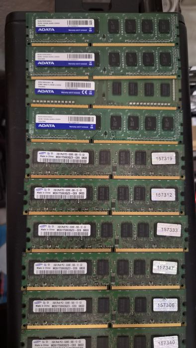Лот RAM памет за настолен компютър – 14 бр. Samsung DDR2 ECC и DDR3 ADATA