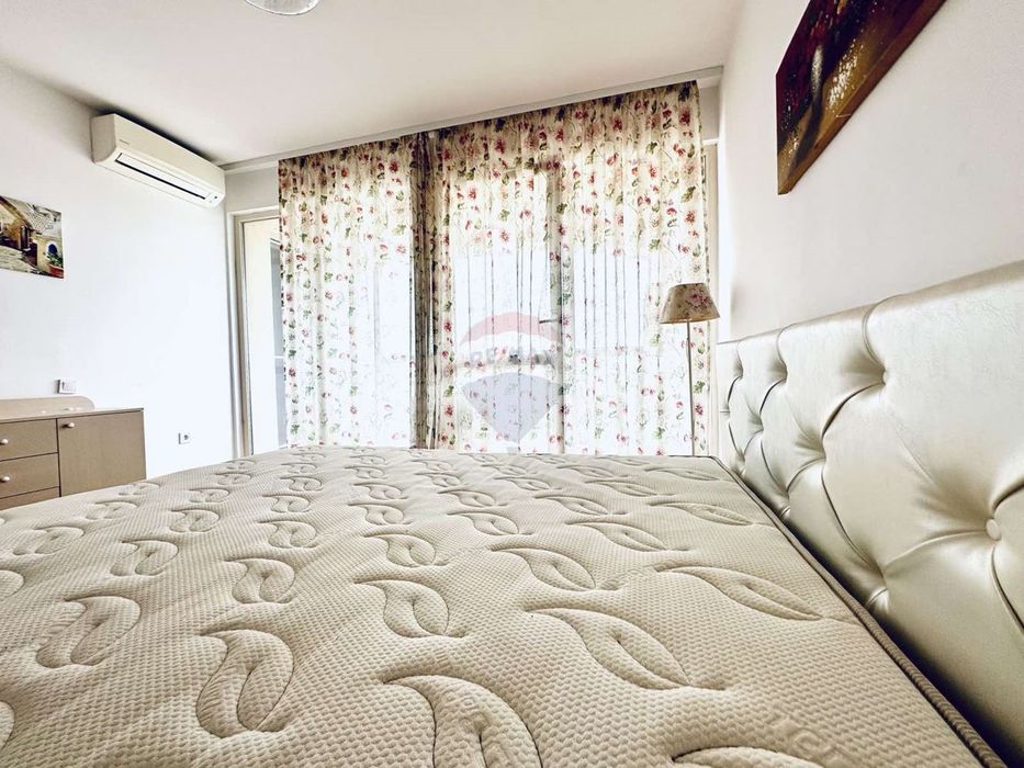 Продава се Двустаен апартамент в к.к. Св.Св. Константин и Елена - 84 кв.м за 2084 €/кв.м - Снимка #11