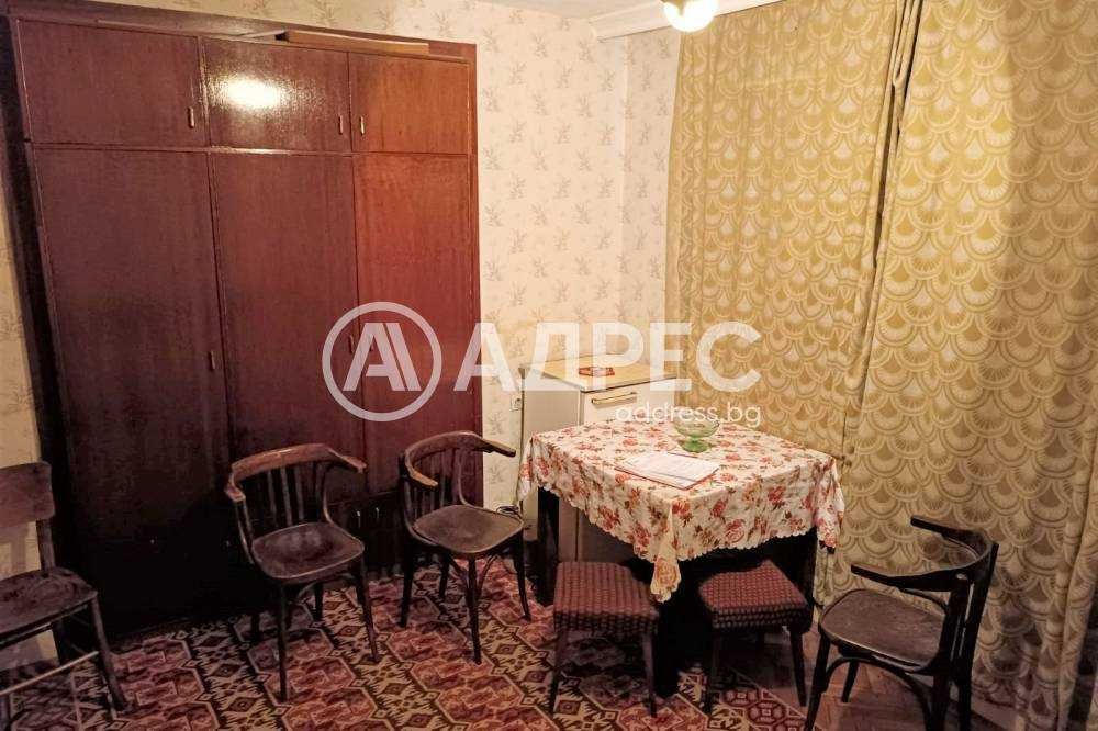 Продава се Многостаен апартамент в Разград, Варош - 109 кв.м за 1170 €/кв.м - Снимка #2