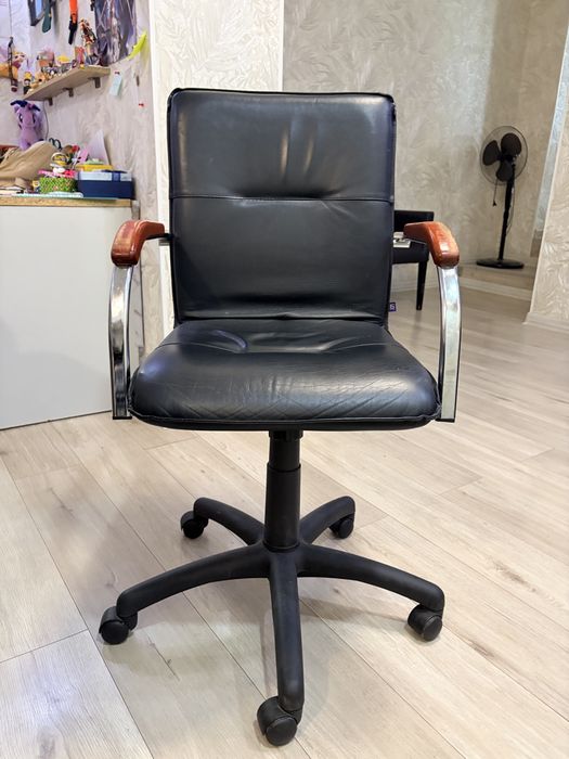 Кресло офисное 5000 м.Сайран