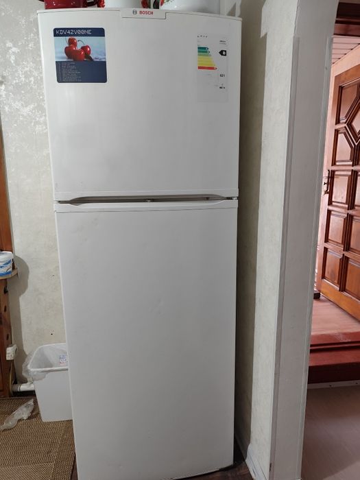 Холодильник, газплита 45000