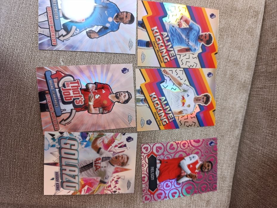 Футболни карти TOPPS Chrome