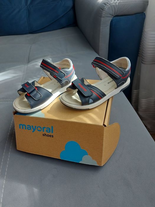 Пролетни маратонки и обувки