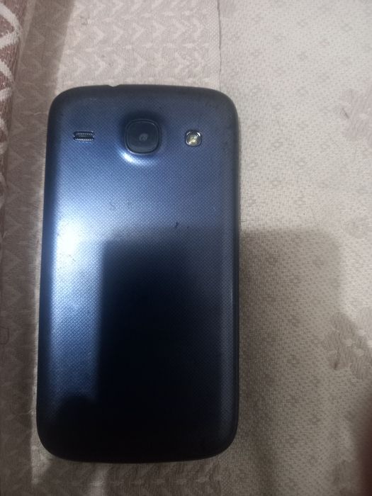 Продам самвунг i8262