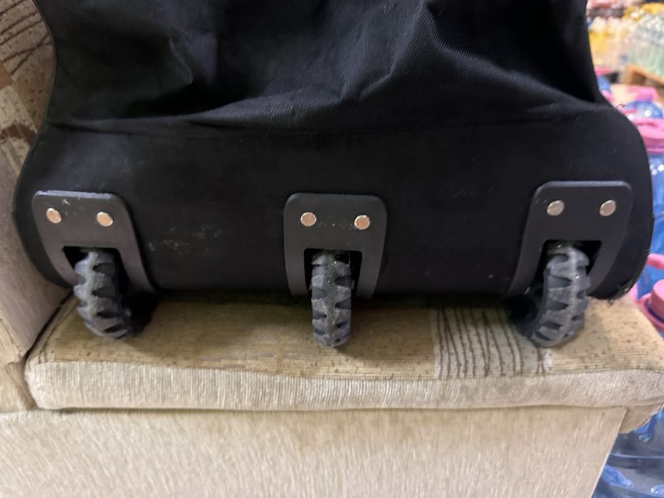 Голям пътнически сак с колелца 85см – много здрав