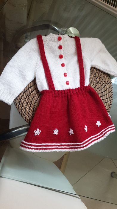 Haine de copii croșetate pe comanda