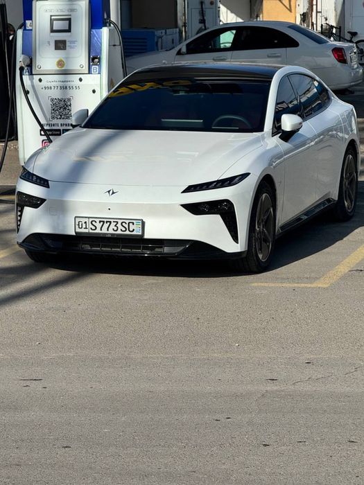 Dongfeng Full 007 Hybrid Sotiladi