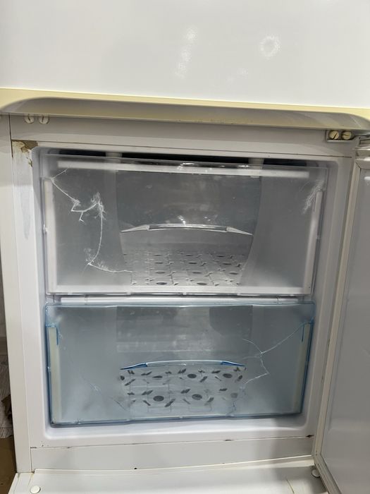 Холодильник БИРЮСА