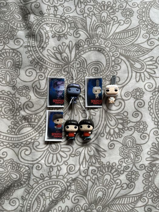 Kinder Joy Stranger things фигурки
