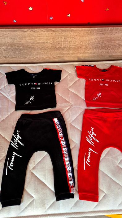 Комплект за бебе блузка и панталон