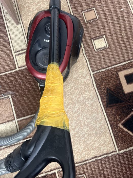 Продам пылесос за 5000 тыс .