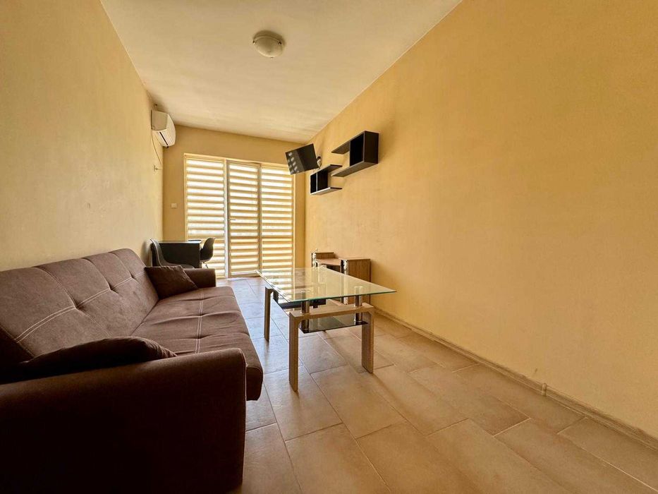 Продава се Двустаен апартамент в Велико Търново, Акация - 50 кв.м за 1540 €/кв.м - Снимка #2