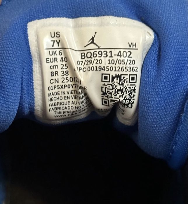 Женские кроссовки AIR JORDAN 1 MID, размер 40