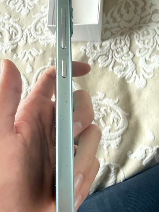 Срочно продам телефон