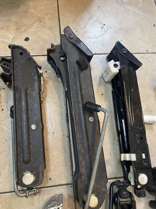 Cricuri auto originale bmw / skoda / audi / mercedes / 150 lei bic