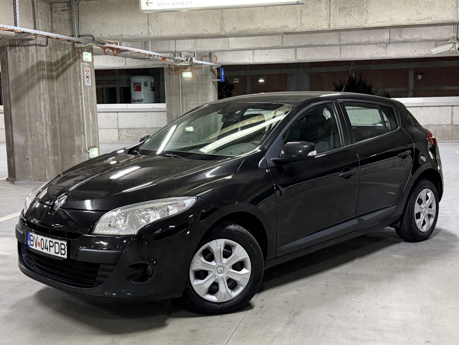RENAULT Megane