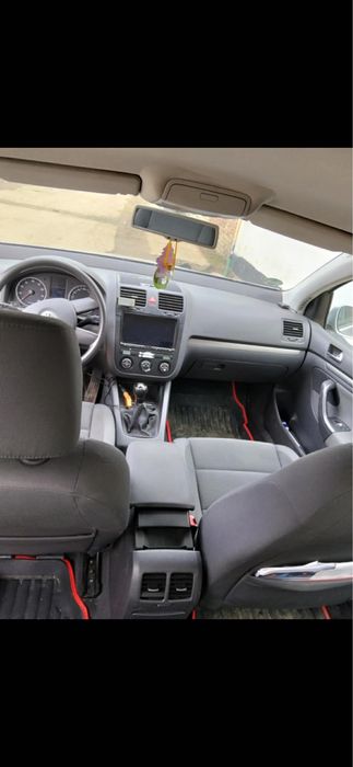Vand Golf 5 in stare buna