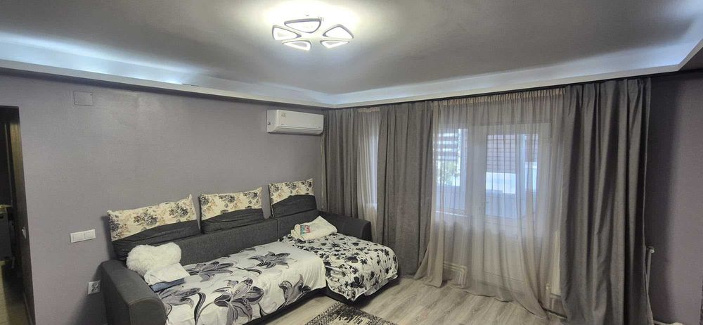 Apartament cu 3 camere