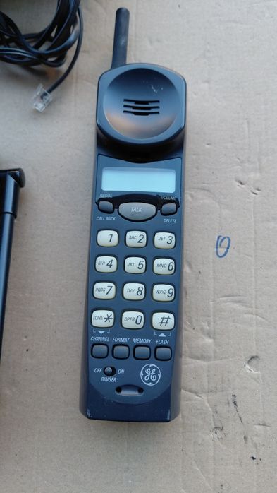 Домашен телефон безжичен.