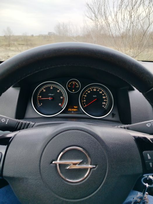 Vând Opel Astra GTC