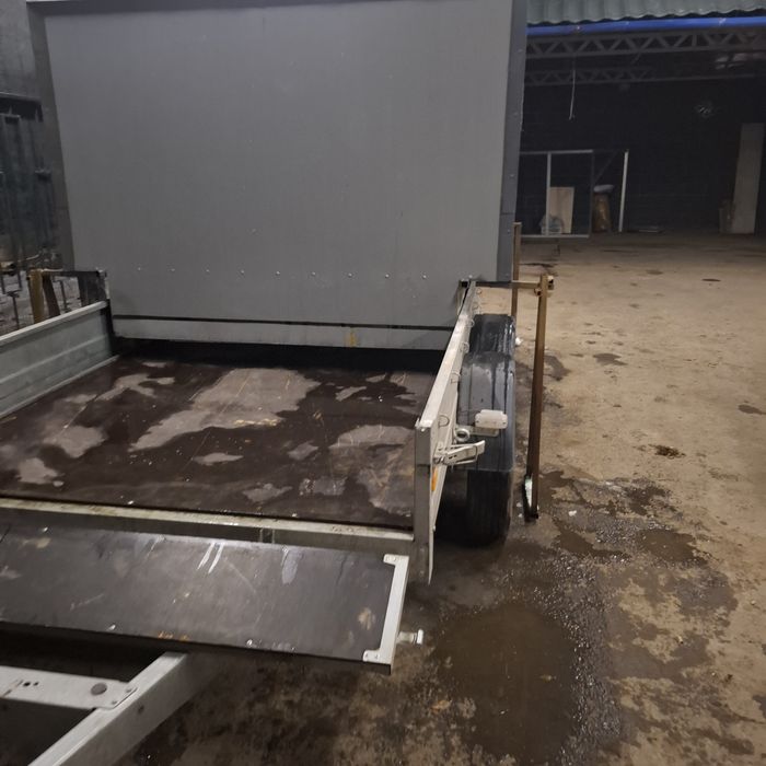 Вкладыш в прицеп