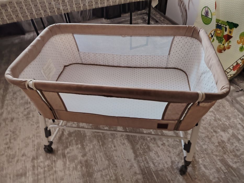 продам детскую кроватку