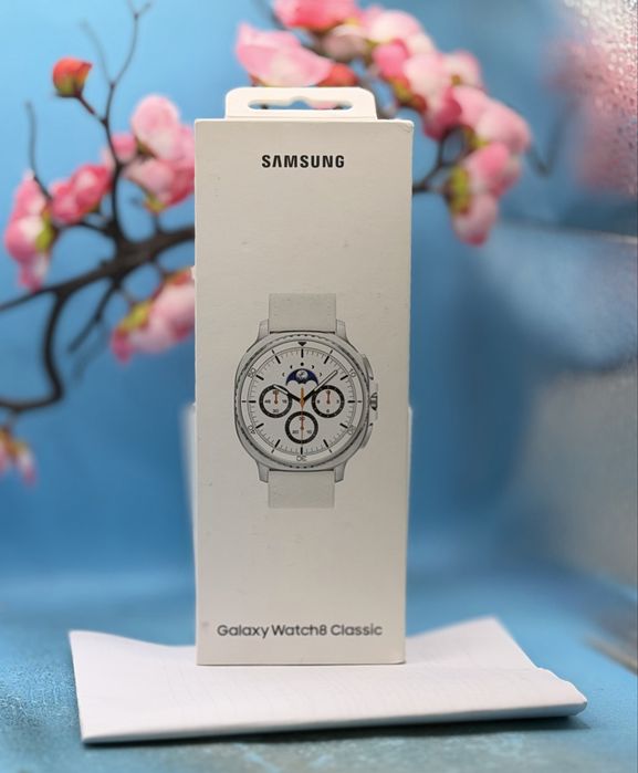 НОВ!!! Смарт часовник Samsung Galaxy Watch 8 Classic, 46mm LTE, White