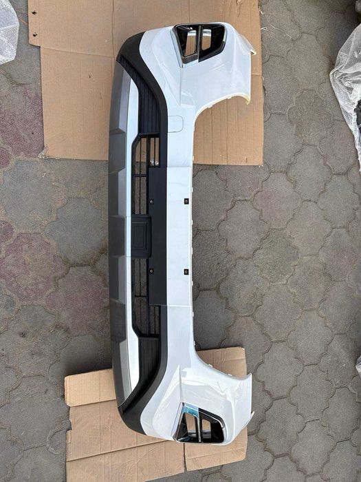 Передний бампер все модели Черри