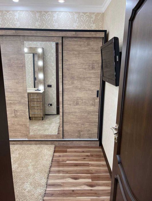 Продажа 4-комнатной Квартиры в Ц1 •