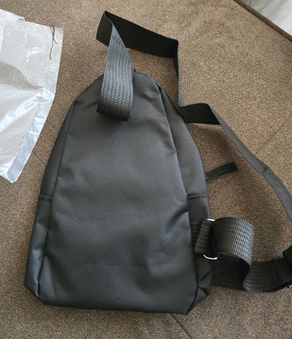 Чантичка през гърди