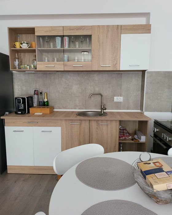Garsoniera de închiriat zona Coresi