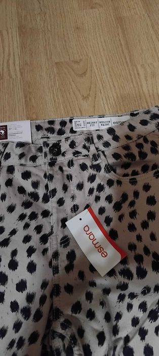 Blugi dama imprimeu leopard,marime M/40,noi