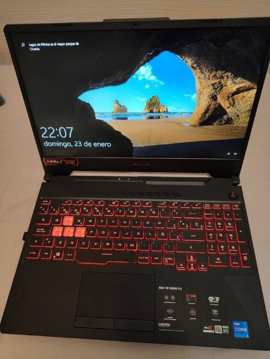 Продается ноутбук,noutbook sotiladi