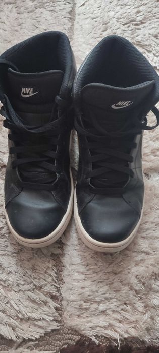 Оригинални кецове Nike