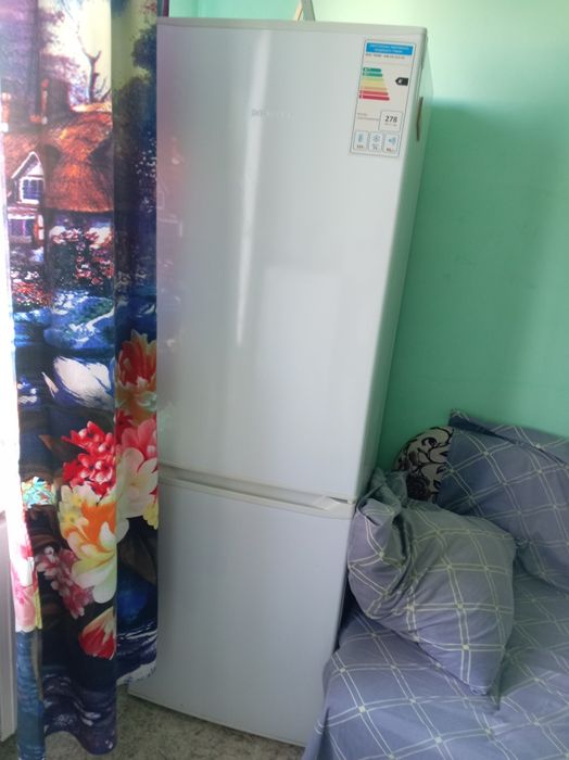 Продам Холодильник б/у.