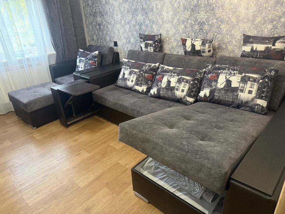 Продам диван+кресло+пуф