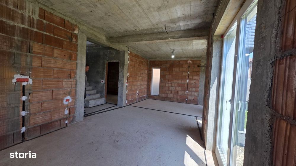 Duplex 5 camere | despartit prin garaj, 117 mp utili | teren 340 mp |