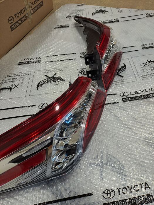 Крышка багажника Камри 70