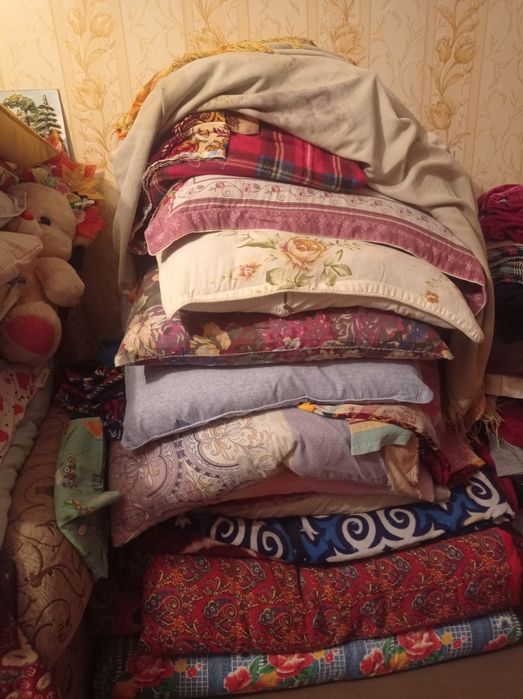 Подушки перьевые б/у