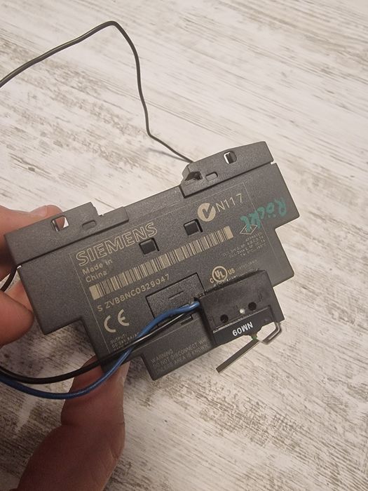 Siemens LOGO! 12/24RC – 6ED1052-1MD00-0BA4 – PLC – 2 bucăți disponibile