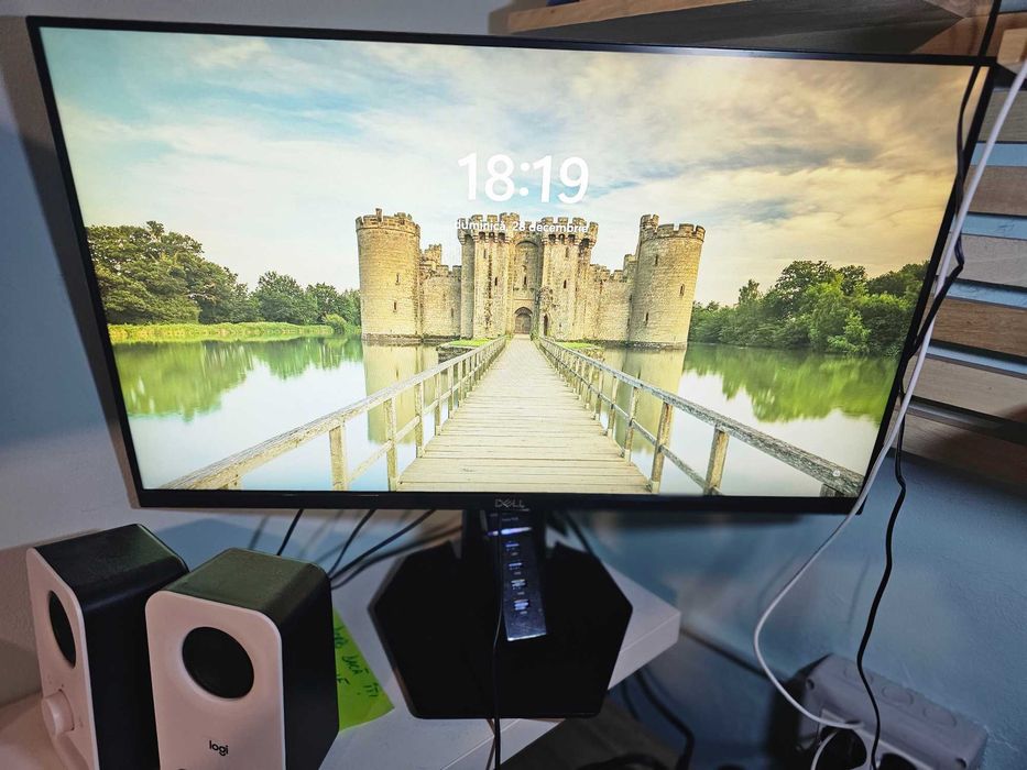 Sistem desktop complet