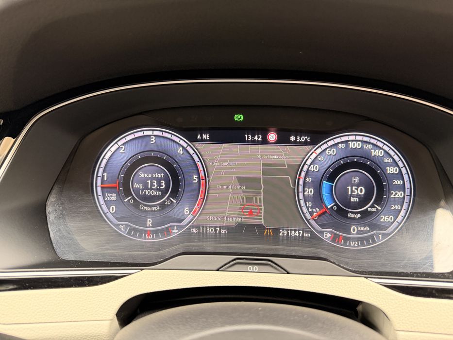 Vând VW PASSAT Highline (B8) Motor 1.6 – 120 CP DSG BLUEMOTION (2015)